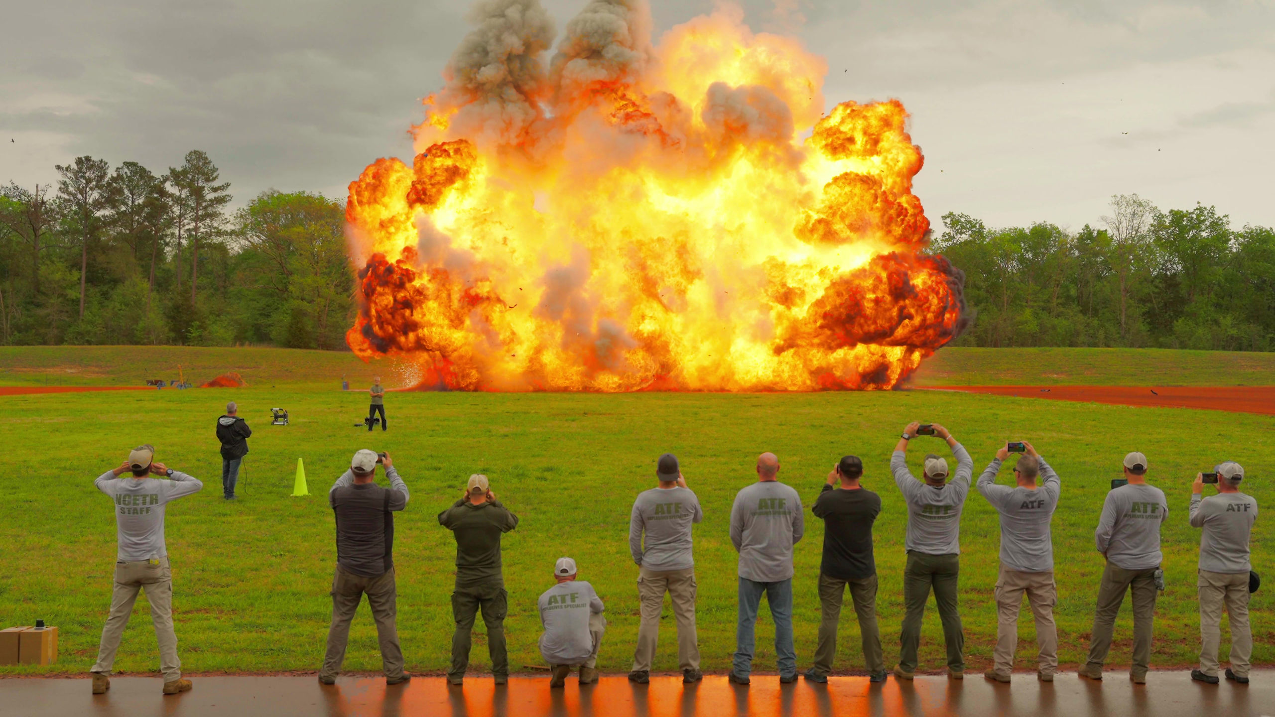 Explosion demonstration